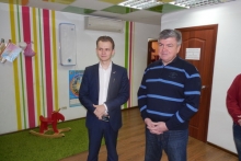 В частном детсаду родители следят за детьми в интернете через видеокамеры